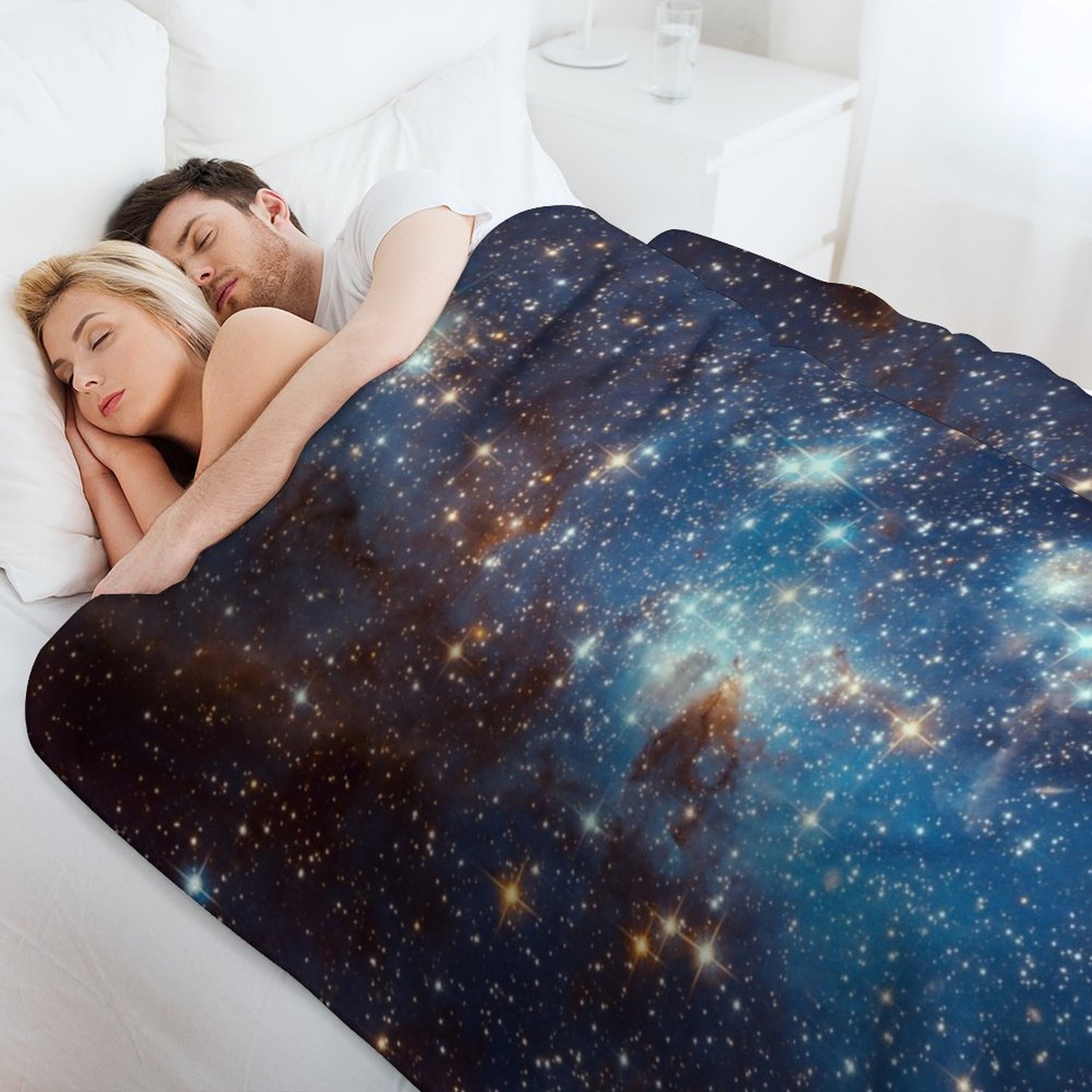 Blue Nebula Stars Space Throw  - Space Blanket Heavy recension och pris